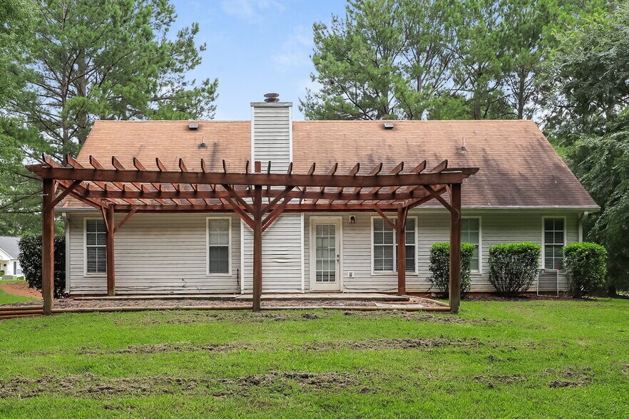 Building Photo - 47 Noah Dr