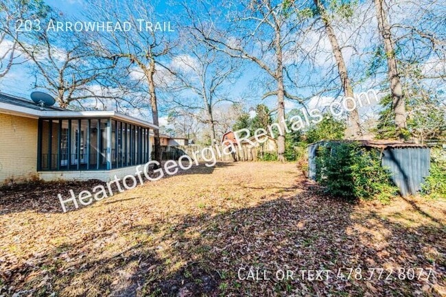 Building Photo - 203 Arrowhead Trl