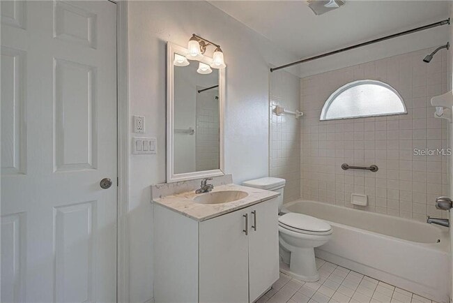 Building Photo - 5509 83rd Terrace E
