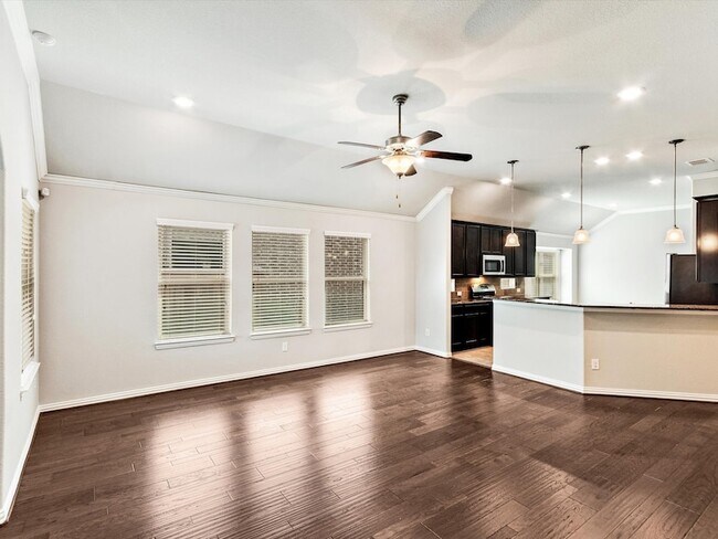 Building Photo - 16609 Spence Park Ln