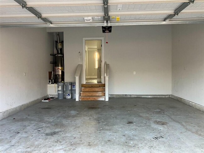 Building Photo - 3733 Dragon Fly Ln SE