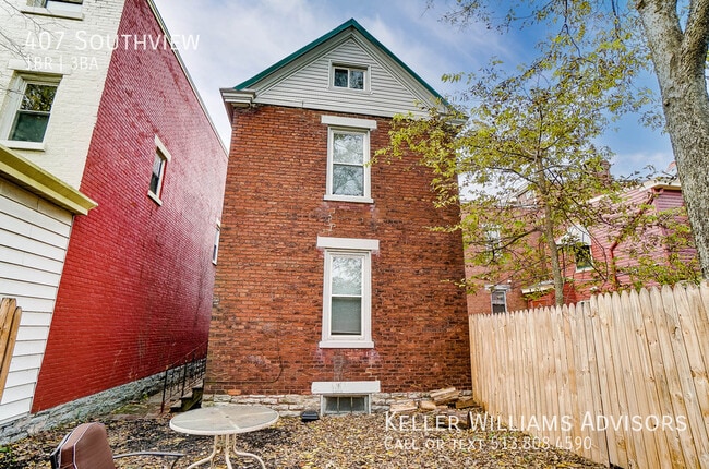 Building Photo - 407 Southview-