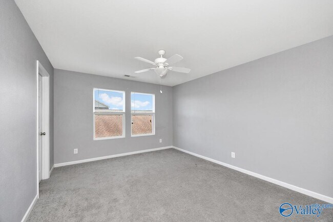 Building Photo - 3571 Avalon Lake Dr SW