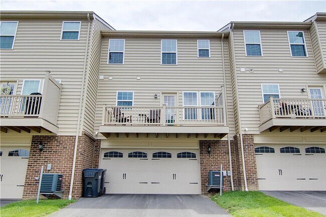 Building Photo - 506 Broadmore Ln