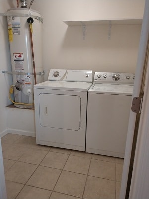 Building Photo - 1407 N Cherry St