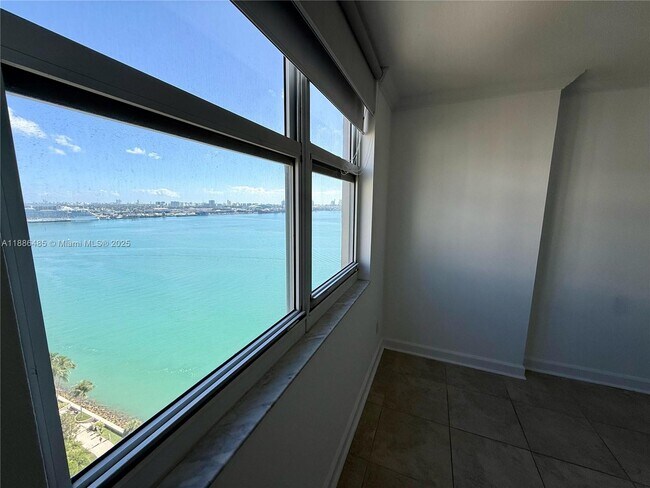 Building Photo - 770 Claughton Island Dr