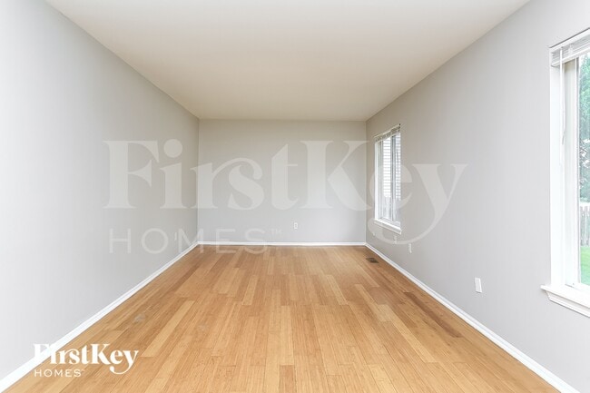 Building Photo - 21439 Georgetown Dr