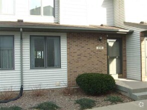 Building Photo - 236 Westside Dr