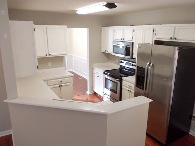 Building Photo - COMING SOON!!!  Great 3 Bed + Bonus 2 Story home in Weddington Woods