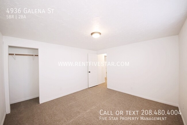 Building Photo - Beautiful Pet Negotiable Home Available in...