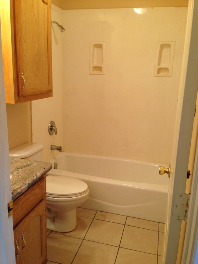 Building Photo - 3706 Joby St