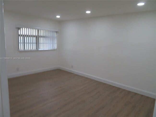 Building Photo - 17247 SW 112th Pl