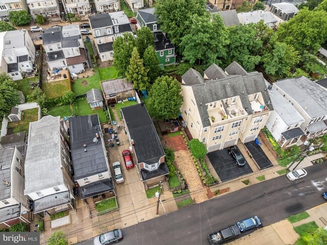 Building Photo - 4130 Pechin St
