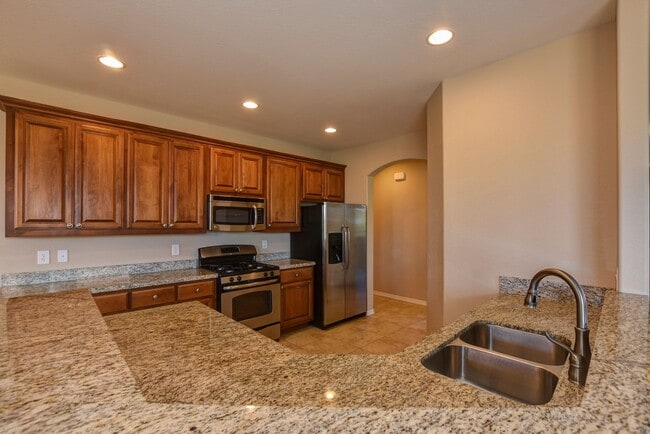 Building Photo - Beautiful home in Prescott