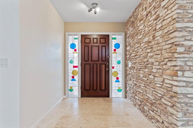 Building Photo - 11532 Spicewood Pkwy