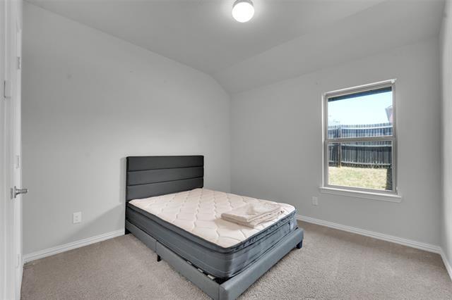 Building Photo - 5165 Glen Eden Dr