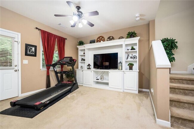 Building Photo - 4306 Laurel Creek Ct SE