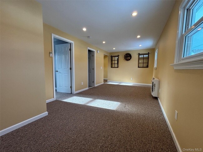 Building Photo - 45 Waterstone Rd