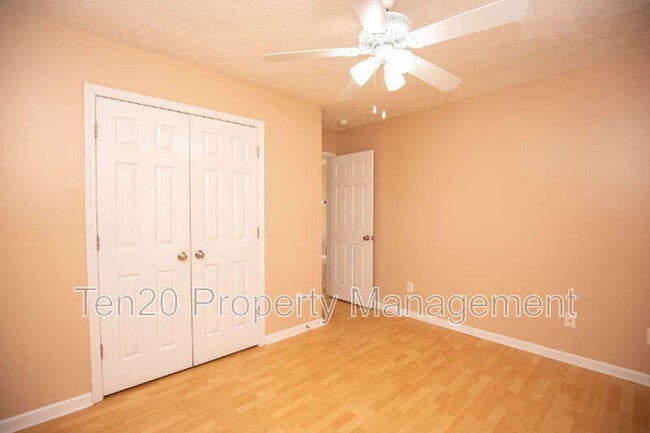 Building Photo - 2809 Dotti Dr