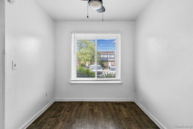 Building Photo - 534 St Maron Pl