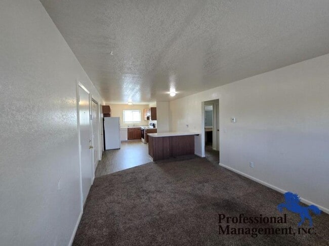 Building Photo - 2 bedroom in Billings MT 59105