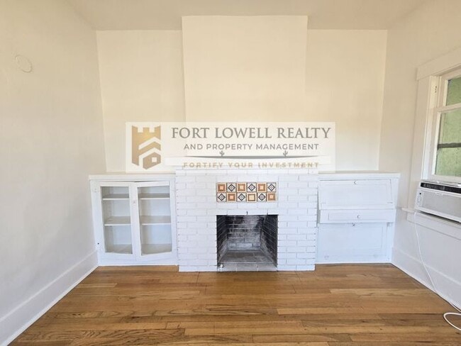 Building Photo - Charming 1 Bed / 1 Bath Near U of A & 4th Avenue