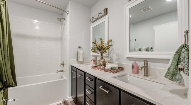 Building Photo - 45760 W Vlg Pkwy