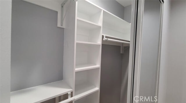 Building Photo - 142 W 84th Pl