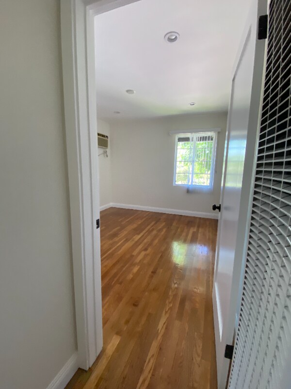 Building Photo - 1780 Grevelia St