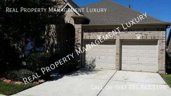 Building Photo - 25834 Palmdale Estate Drive