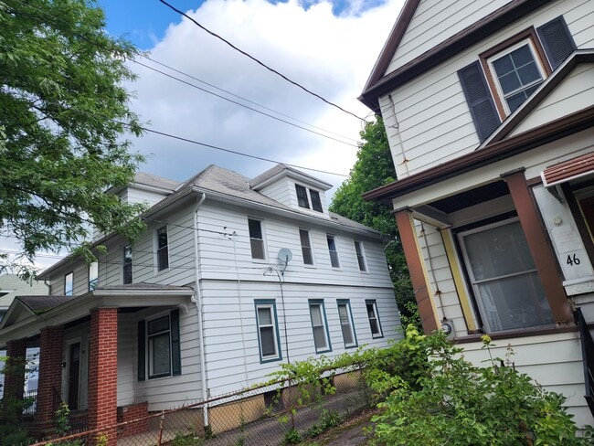 Building Photo - 48 Cleveland Ave