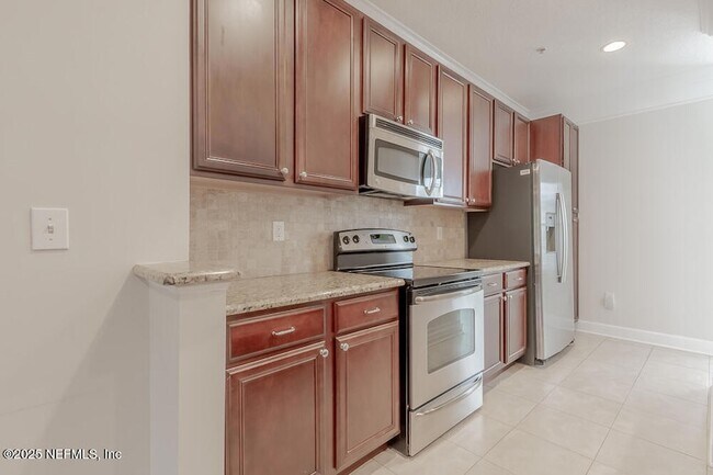 Building Photo - 9823 Tapestry Park Circle