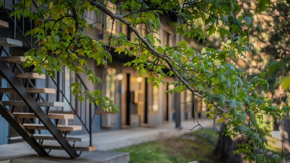 Primary Photo - Elevation at the U