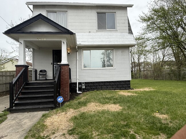 Primary Photo - 7450 Chalfonte St