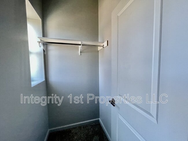 Building Photo - 740 Washington Blvd