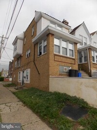 Building Photo - 6100 Alma St