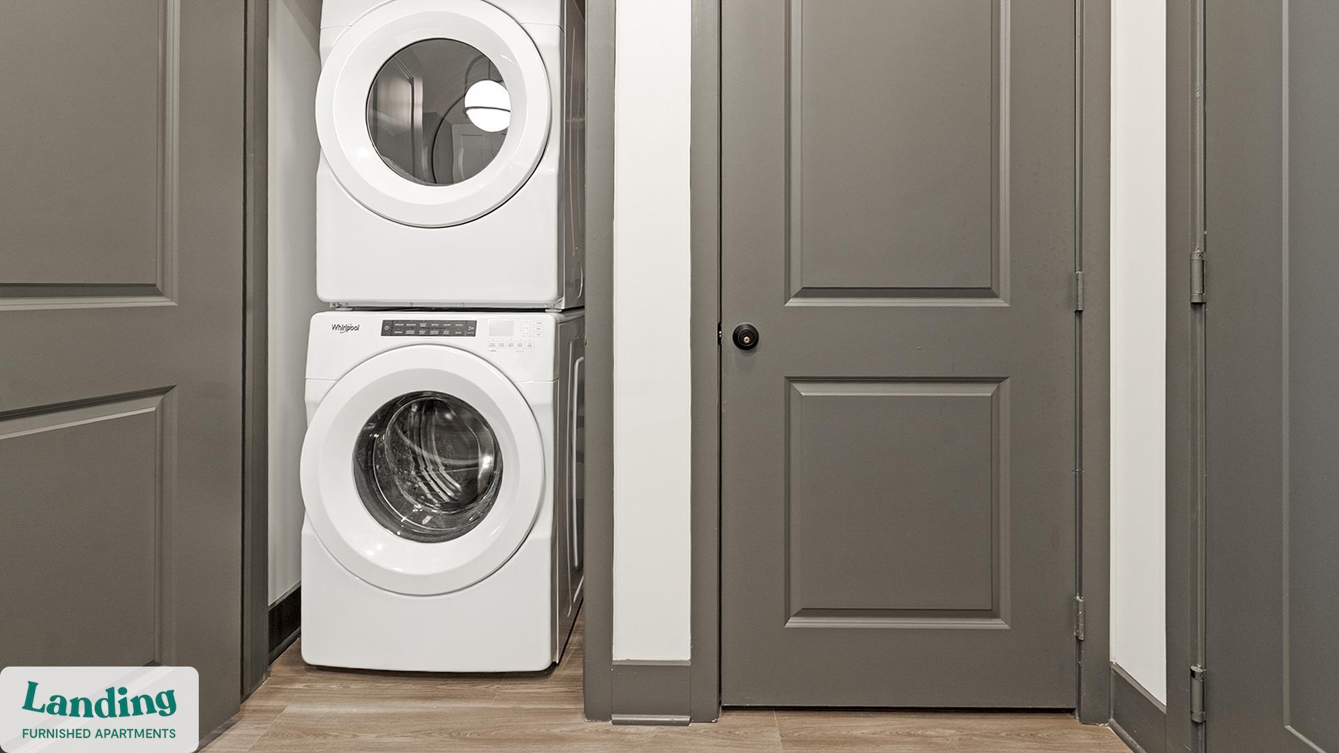 Building Photo - 944 Broadcast Pl