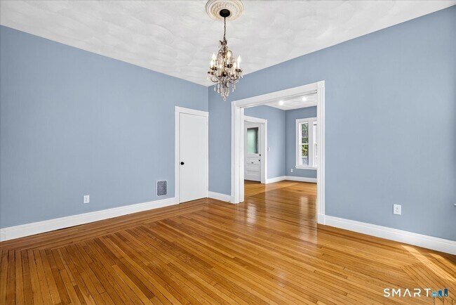 Building Photo - 172 Ellsworth Ave