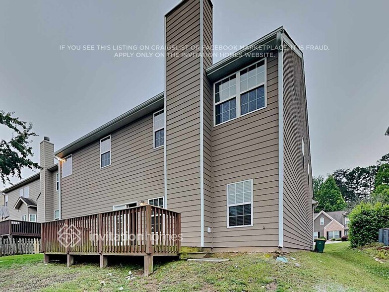 Building Photo - 2831 Sedgeview Ln NE