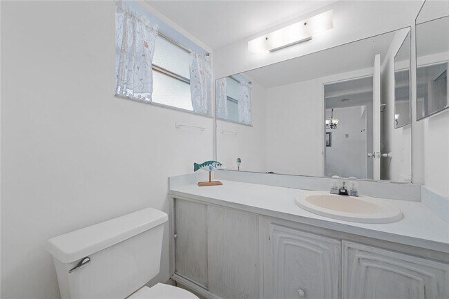 Building Photo - 8105 NW 61st St