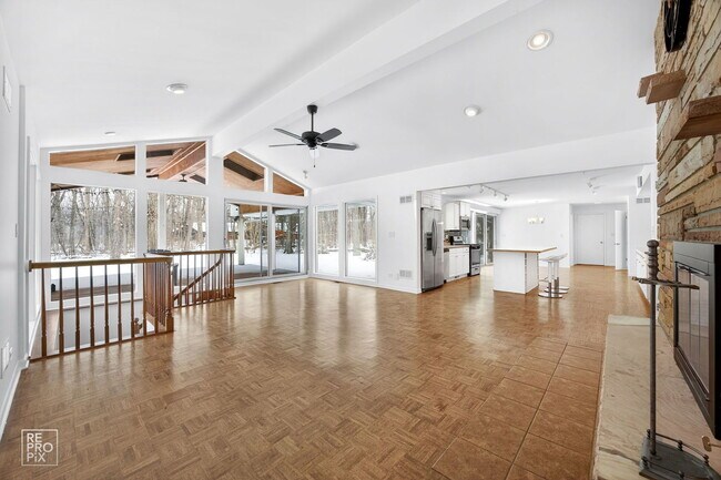 Building Photo - 23670 N Elm Rd