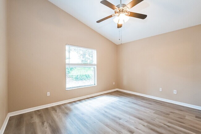 Building Photo - 1688 Golfside Village Ct