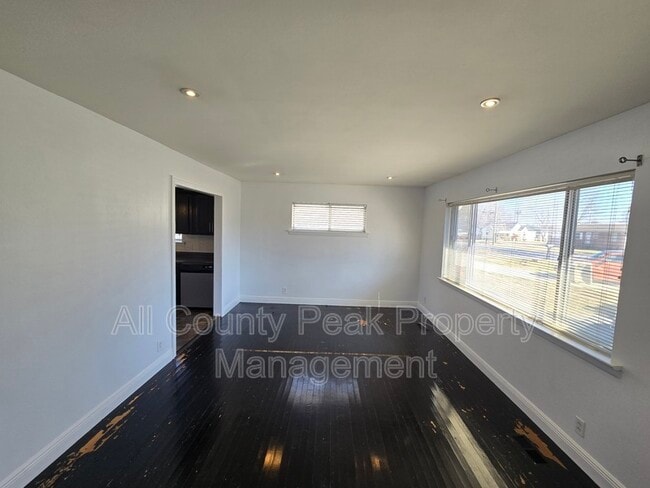 Building Photo - 1605 S Mack Smith Rd