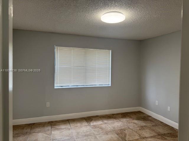 Building Photo - 10501 SW 155th Ct