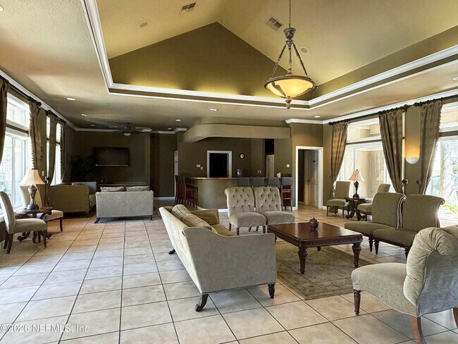 Building Photo - 11 Arbor Club Dr