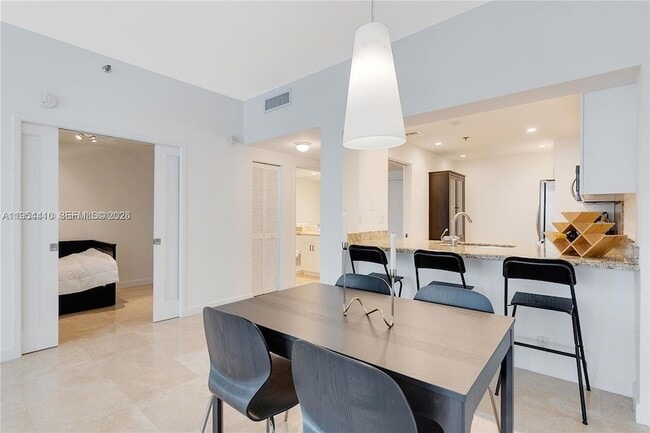 Building Photo - 201 Crandon Blvd