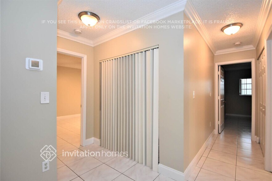Building Photo - 14132 SW 166th Terrace