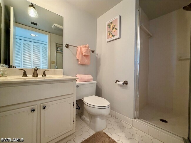 Building Photo - 10701 Gulf Shore Dr