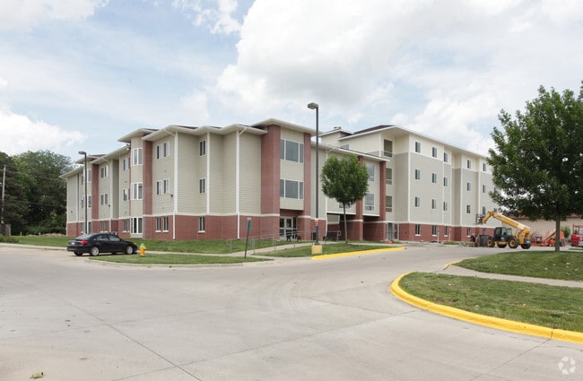 Primary Photo - Hull Apartments