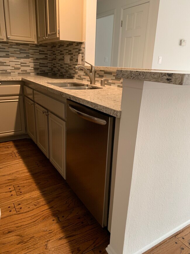 Building Photo - 8180 Manitoba St